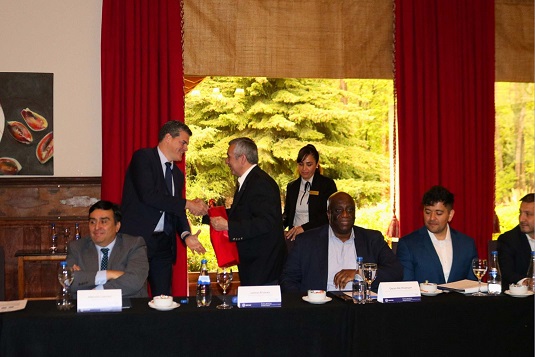 Santa Cruz fortalece vinculos con la Bolsa de Toronto para impulsar inversiones energeticas y mineras