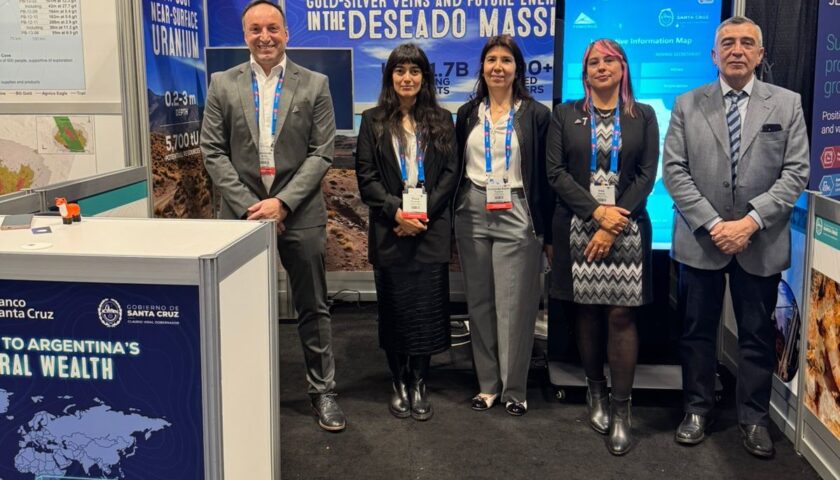 Stand de Fomicruz PDAC 2